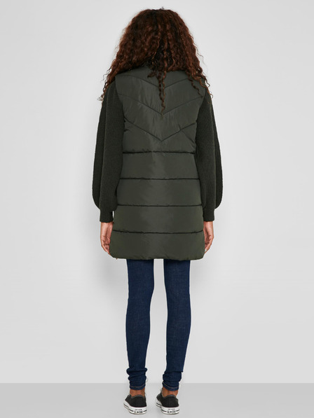 Noisy May Dalcon Vesta