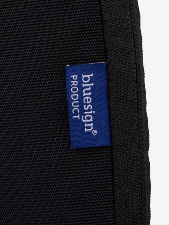 Thule Černé pouzdro na MacBook 13" Thule Subterra 2