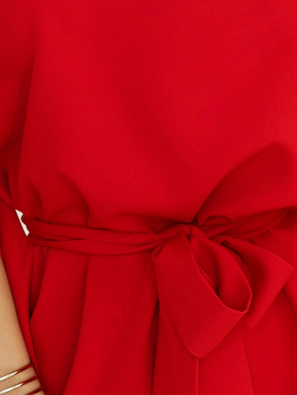 numoco Červené dámské šaty s páskem Numoco