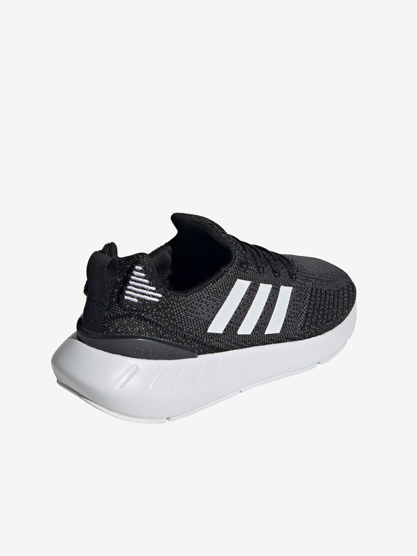 adidas Originals Černé dámské tenisky adidas Originals Swift Run 22