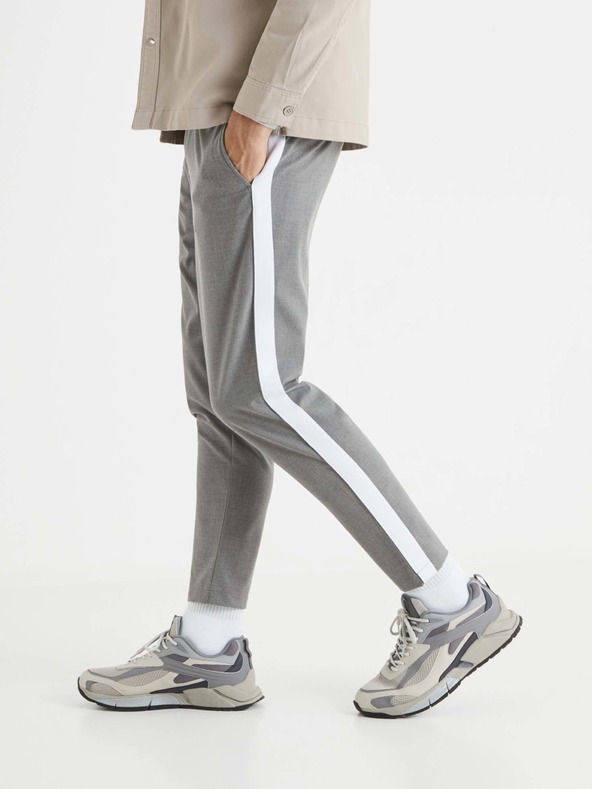 Celio Šedé pánské zkrácené kalhoty s lampasem Celio 24H Botape