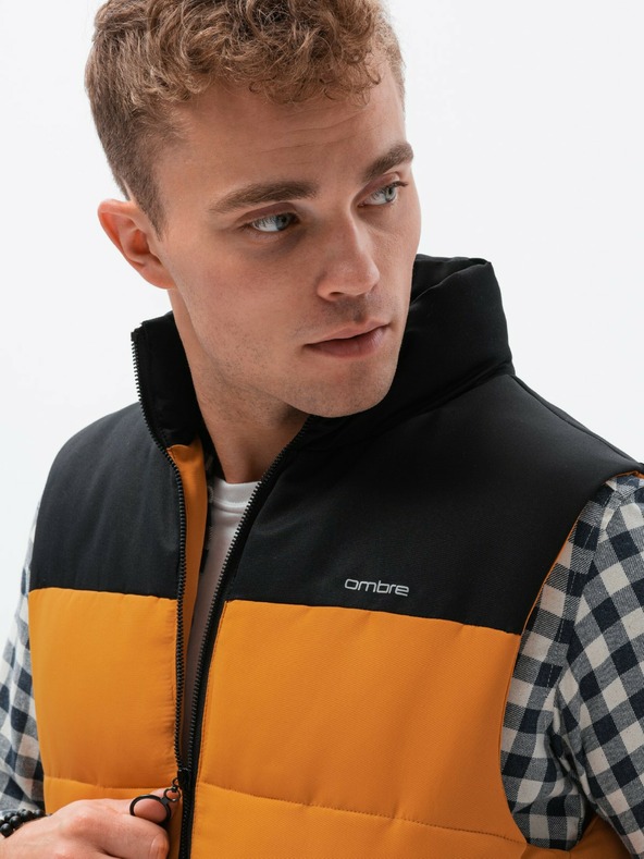 Ombre Clothing Černo-hořčicová pánská prošívaná vesta Ombre Clothing