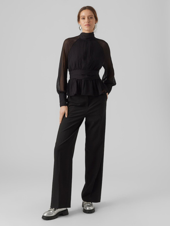 AWARE by VERO MODA Černá dámská halenka AWARE by VERO MODA Gaila