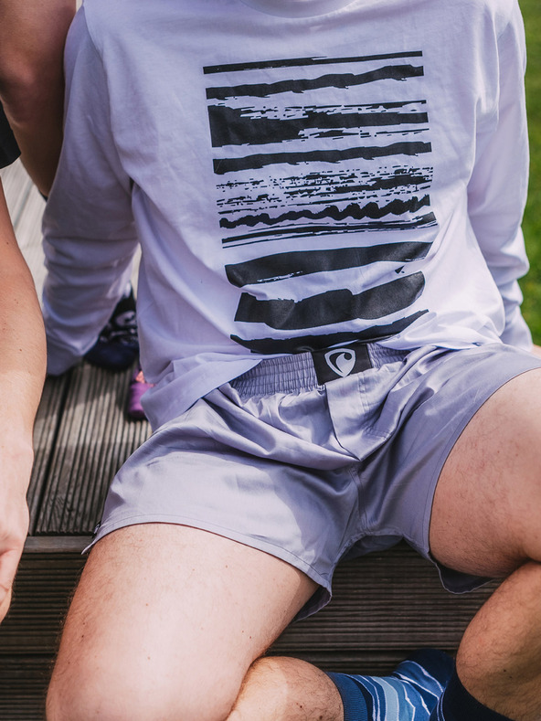 Represent Ali Trenýrky