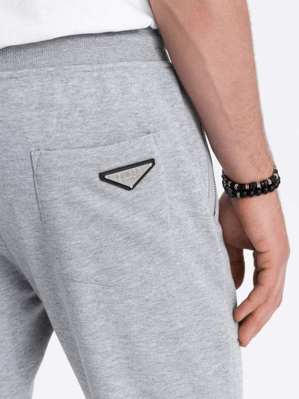 Ombre Clothing Světle šedé pánské tepláky Ombre Clothing