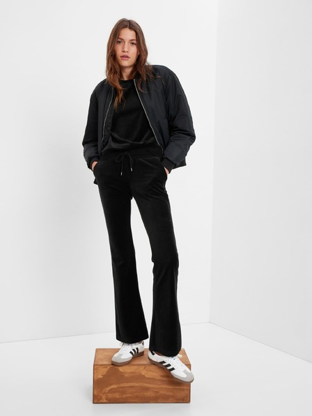 GAP Sametové tepláky flare mid rise GAP