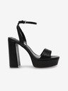 Steve Madden Černé dámské sandály Steve Madden