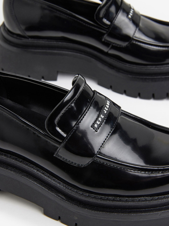 Pepe Jeans Černé dámské lesklé mokasíny Pepe Jeans Queen Oxford