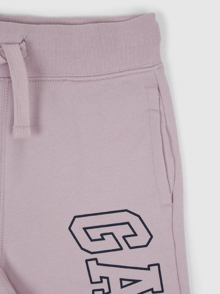 GAP Dětské kraťasy s logem GAP