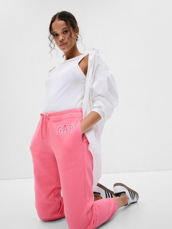 GAP Tepláky s logem Gap