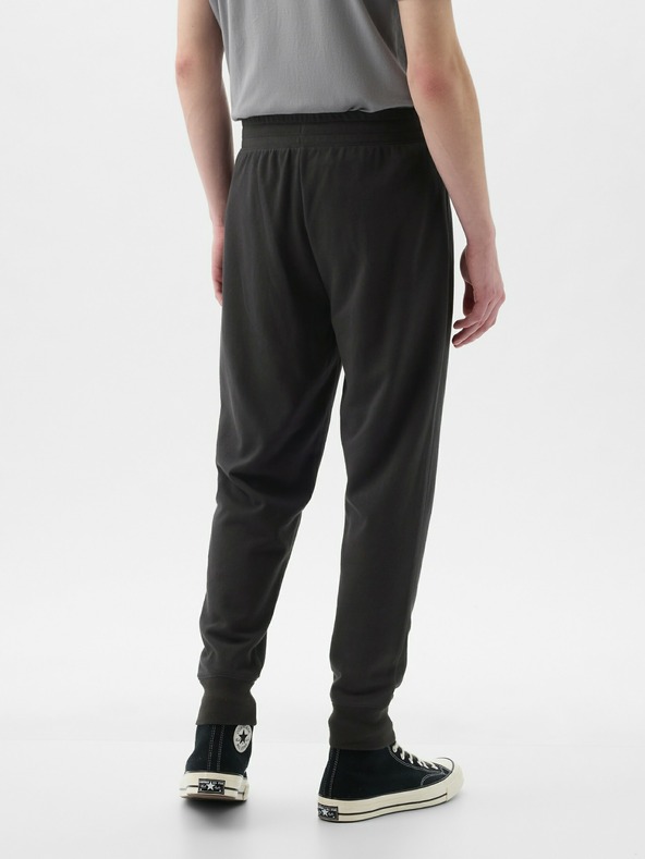 GAP Tepláky s logem Gap