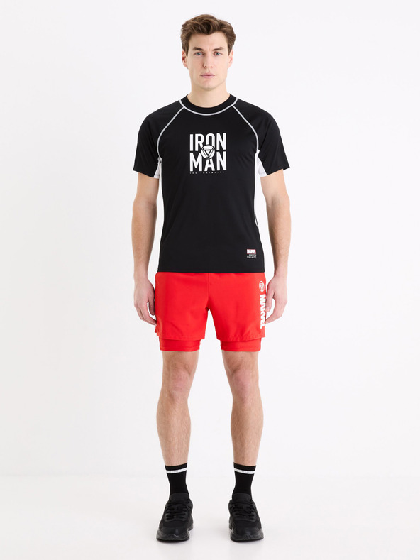 Celio Červené sportovní kraťasy Celio Marvel - Iron Man