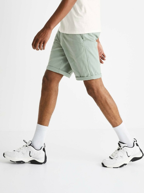 Celio Světle zelené pánské chino kraťasy Celio Bochinobm