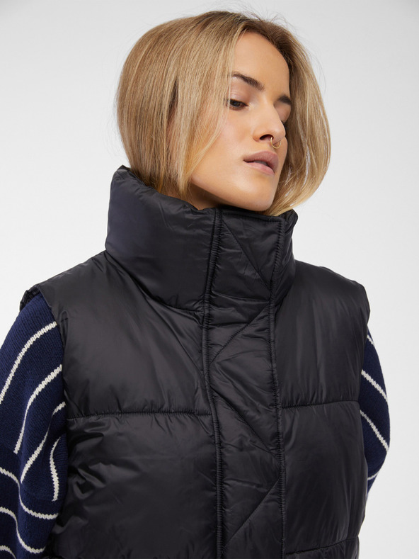 GAP Voděodolná prošívaná vesta PrimaLoft® GAP