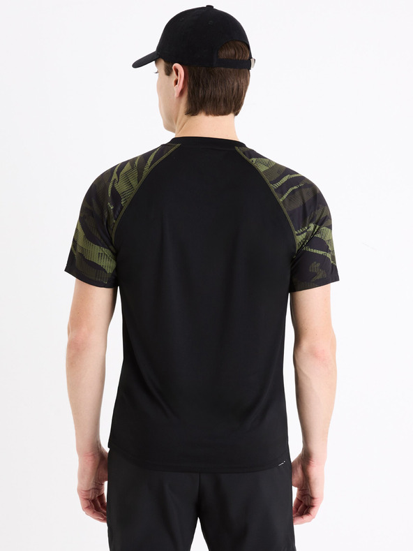Celio Černé pánské sportovní tričko Celio Marvel Hulk