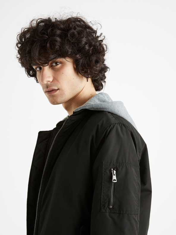 Celio Černý pánský bomber s kapucí Celio Cujameshoo