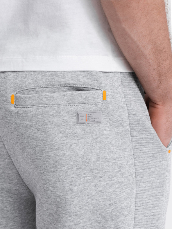 Ombre Clothing Světle šedé pánské tepláky Ombre Clothing