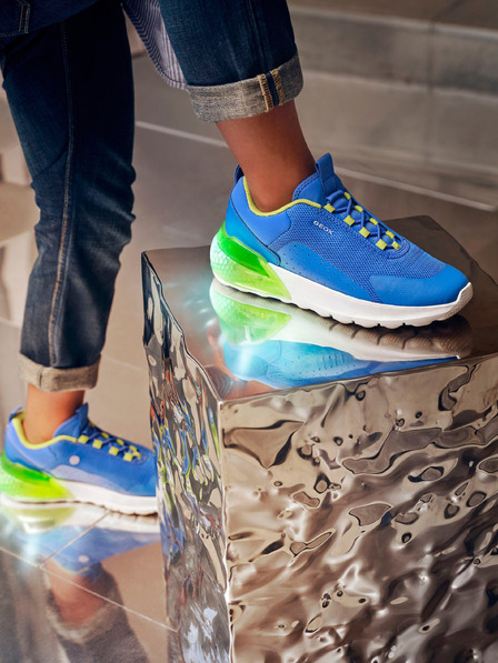 Geox Modré chlapecké tenisky Geox Activart Illuminus