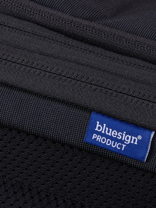 Thule Černý cestovní batoh Thule Subterra 2