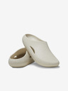 Crocs Krémové dámské pantofle Crocs Mellow Clog
