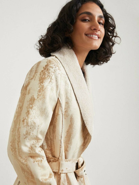 Desigual Béžový dámský vzorovaný kabát Desigual Marvelous