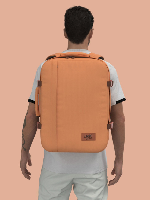CabinZero Hnědý dámský batoh CabinZero Classic 44L Gobi sands