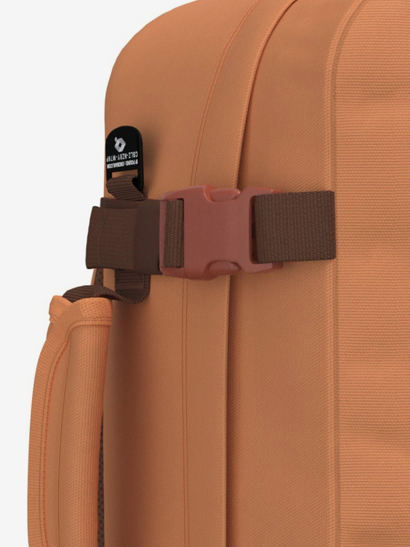 CabinZero Hnědý batoh CabinZero Classic 28L Gobi sands