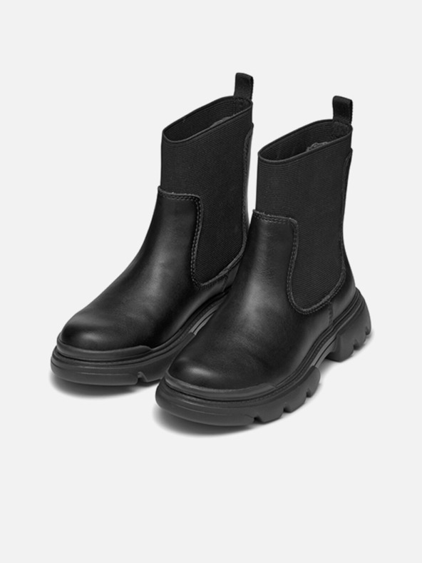 Geox Černá dívčí kotníková obuv Geox Junette