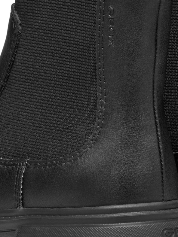 Geox Černá dívčí kotníková obuv Geox Junette