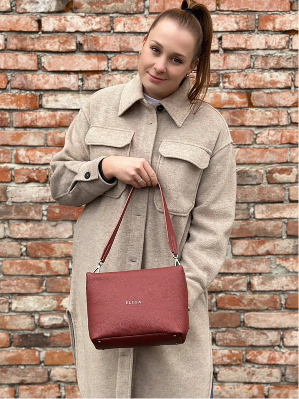 Elega Červená dámská kožená kabelka Elega Fluffy