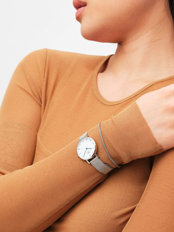 Daniel Wellington Stříbrné dámské hodinky Daniel Wellington Mesh Petite Sterling
