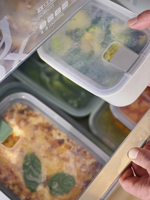 Mepal Světle zelený úložný box na potraviny Mepal EasyClip 1000 ml