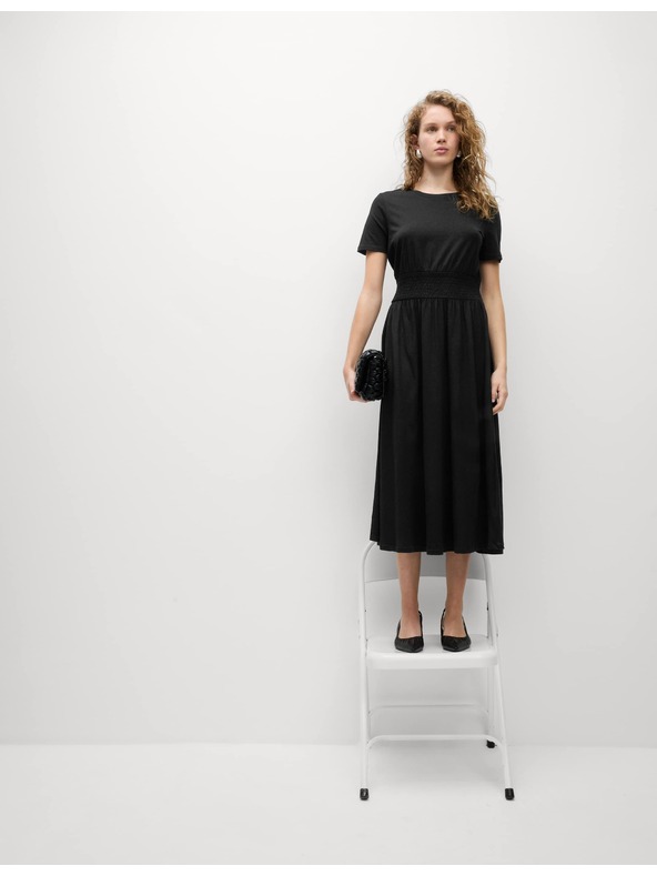 Marks & Spencer Řasené midi šaty se zvýrazněným pasem, z čisté bavlny Marks & Spencer černá