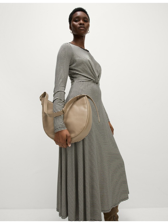 Marks & Spencer Žerzejové midi pouzdrové šaty s kulatým výstřihem a překřížením na přední straně Marks & Spencer černá