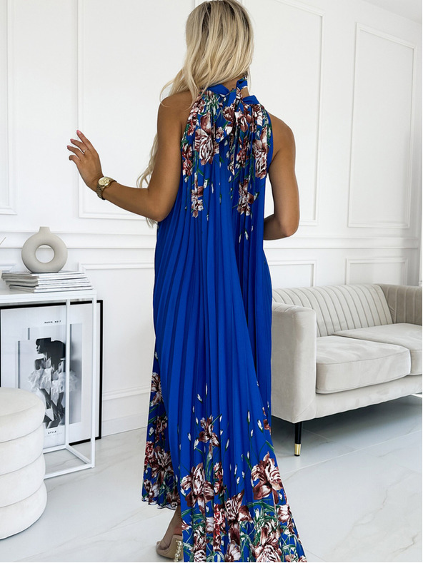 numoco Plisované saténové maxi šaty - modrá s květinami Numoco ESTER