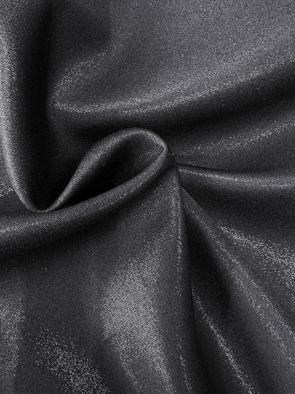 numoco Černé dámské rozšířené šaty s výstřihem Numoco