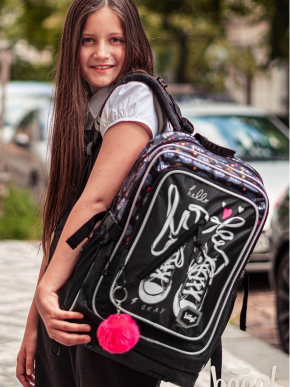 BAAGL  Černý Školní batoh Cubic Tenisky Baagl