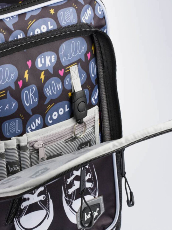 BAAGL  Černý Školní batoh Cubic Tenisky Baagl