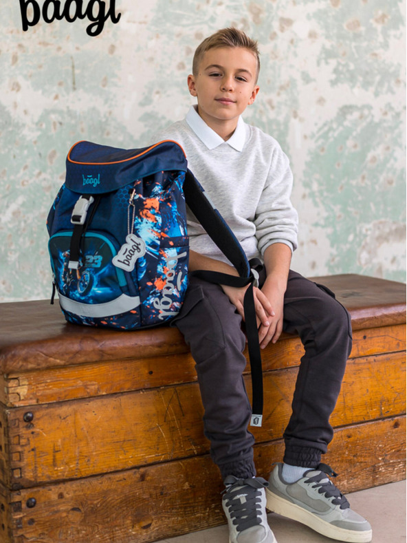 BAAGL  Modrý Školní batoh Airy Motorka Baagl