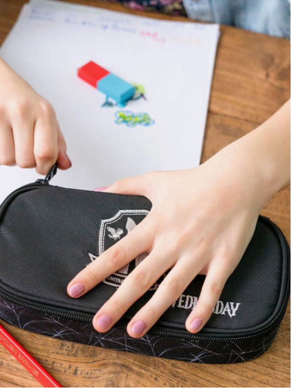 BAAGL  Černý Školní penál etue Wednesday Nevermore Baagl