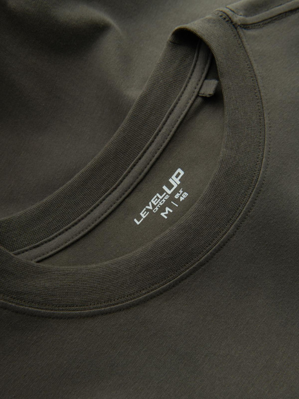 Ombre Clothing Pánské bavlněné tričko LOOSE FIT s dlouhým rukávem a kulatým výstřihem - šedozelené V3 OM-LSBC-0129 Ombre Clothing