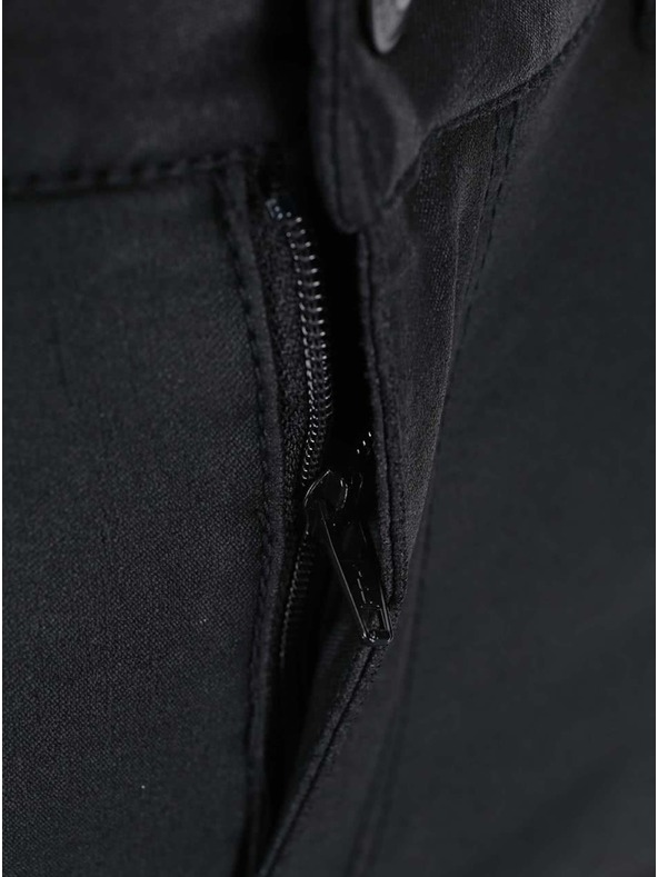 Vero Moda Černé slim fit kalhoty VERO MODA Seven