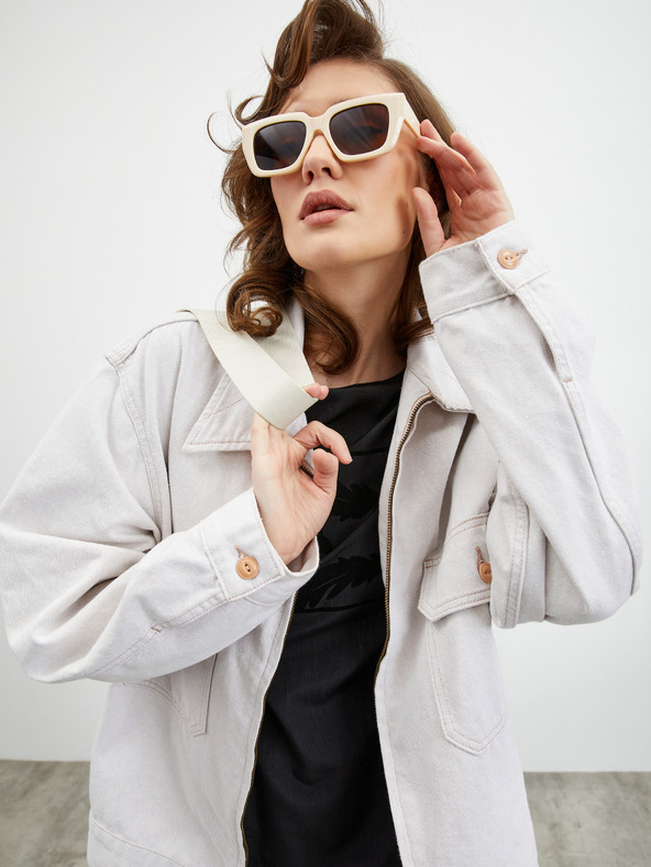 ZOOT.lab Černé dámské volné tričko s potiskem ZOOT.lab Rozy