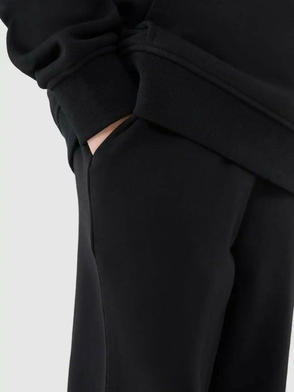 4F Chlapecké tepláky 4F