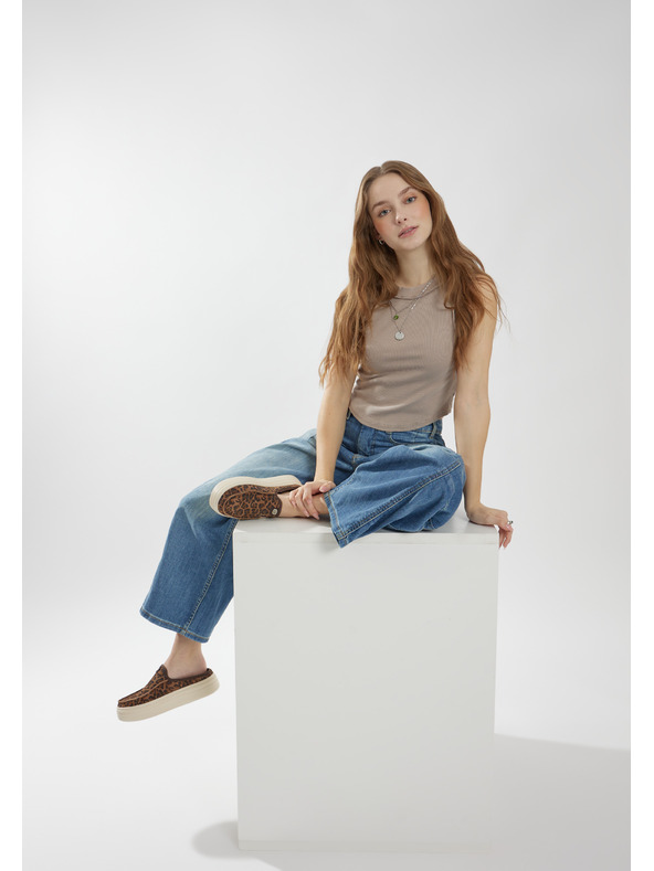 Hey Dude Dámské pantofle na platformě s leopardím vzorem Hey Dude