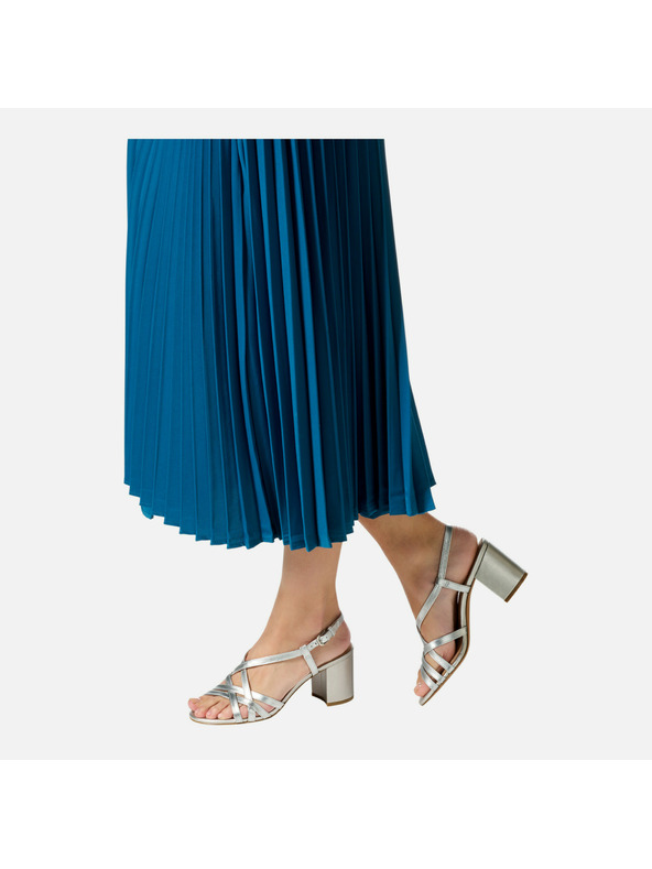 Geox Stříbrné dámské sandály Geox Virnilisa 65 S