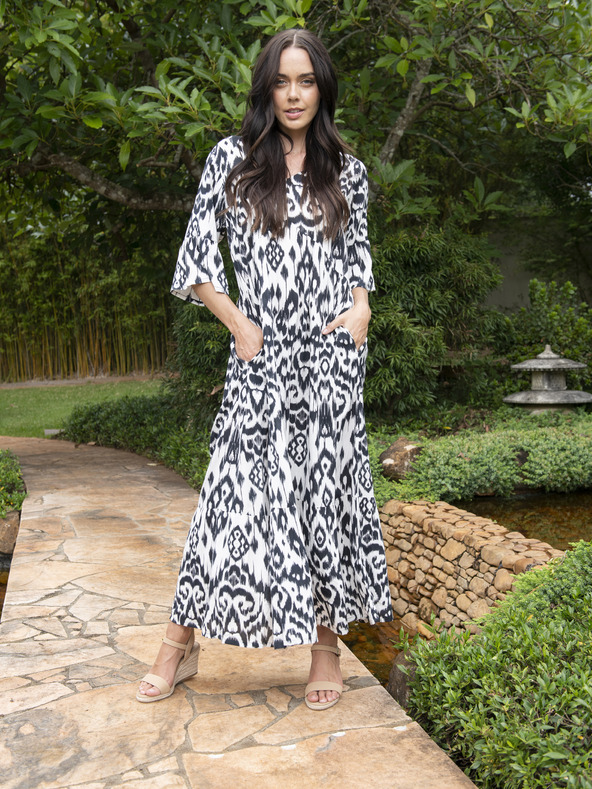 Orientique Bílo-černé dámské vzorované maxišaty Orientique Izmir