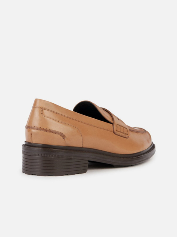 Geox Světle hnědé dámské mokasíny Geox Walk Pleasure