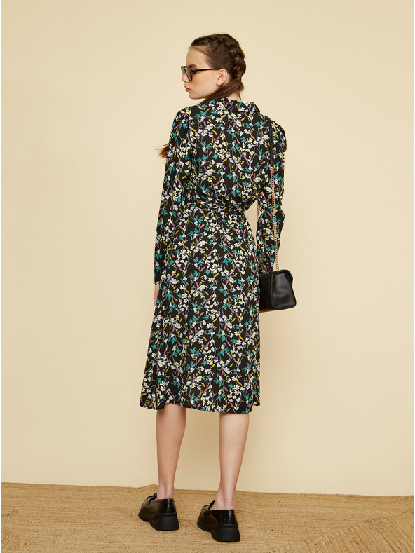 ZOOT.lab Černé květované košilové šaty ZOOT.lab Karlotta