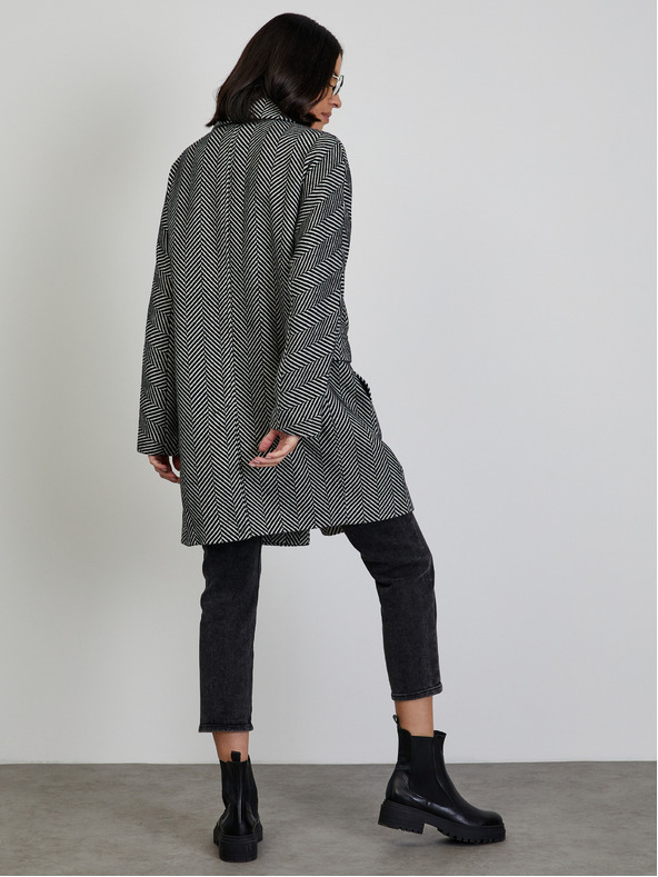 ZOOT.lab Bílo-černý dámský vzorovaný zimní kabát ZOOT.lab Sherry